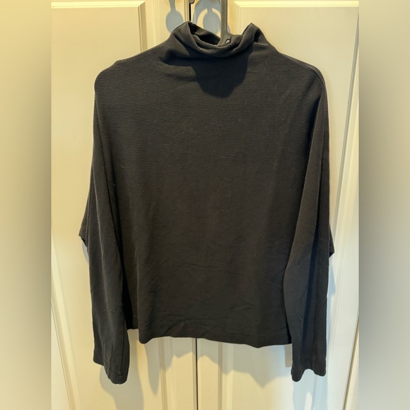 Dynamite cowl neck Sweater - Picture 1 of 3